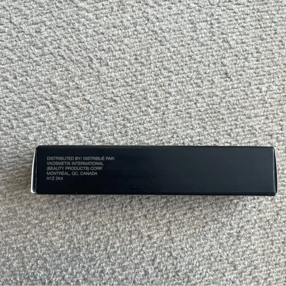 V Kosmetik Creamy Liquid Velvet Lipstick (Bubbly)